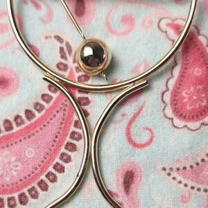 Vintage Gold-Tone Cocktail Pin- Elegant Design